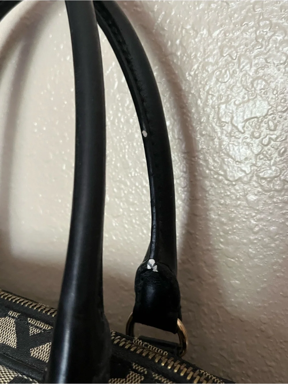 Michael Kors Signature Dome Satchel Bag Purse Black/Grey Monogram Canvas **FLAW